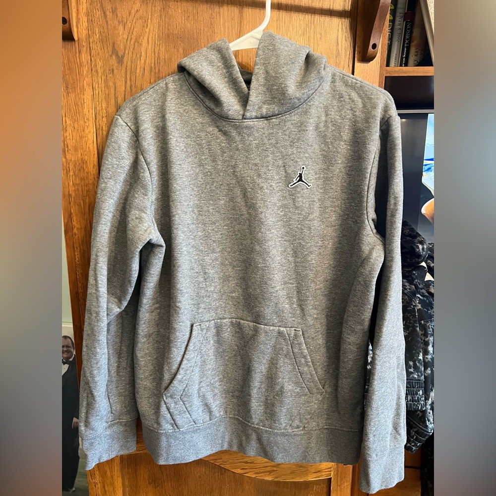 Nike Jordan youth boys XL' Brooklyn Fleece Pullover Hoodie